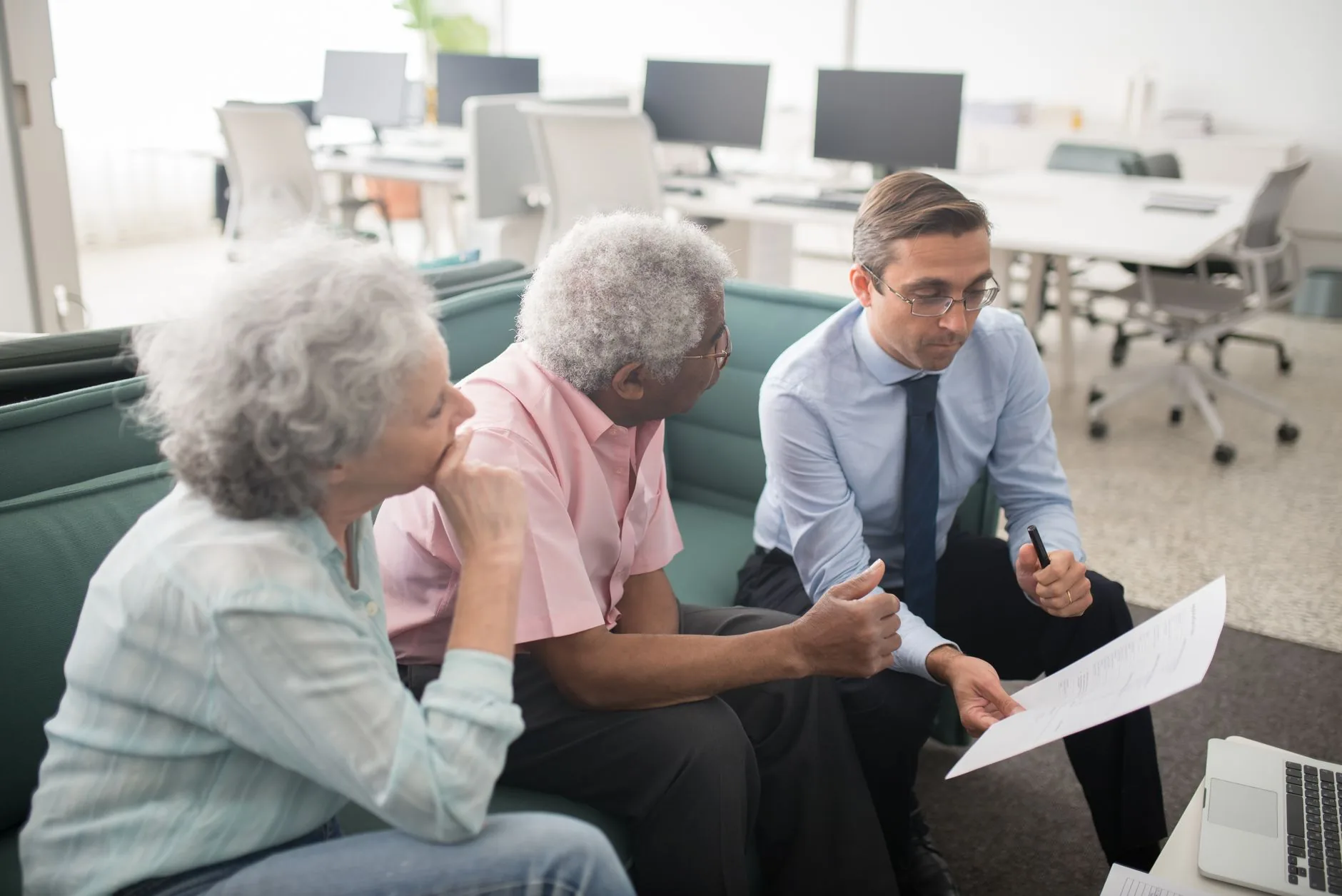 A woman reviewing her Medicare options with a licensed advisor